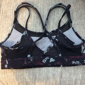 lululemon athletica Women's Black and Maroon Patterned Sports Bra